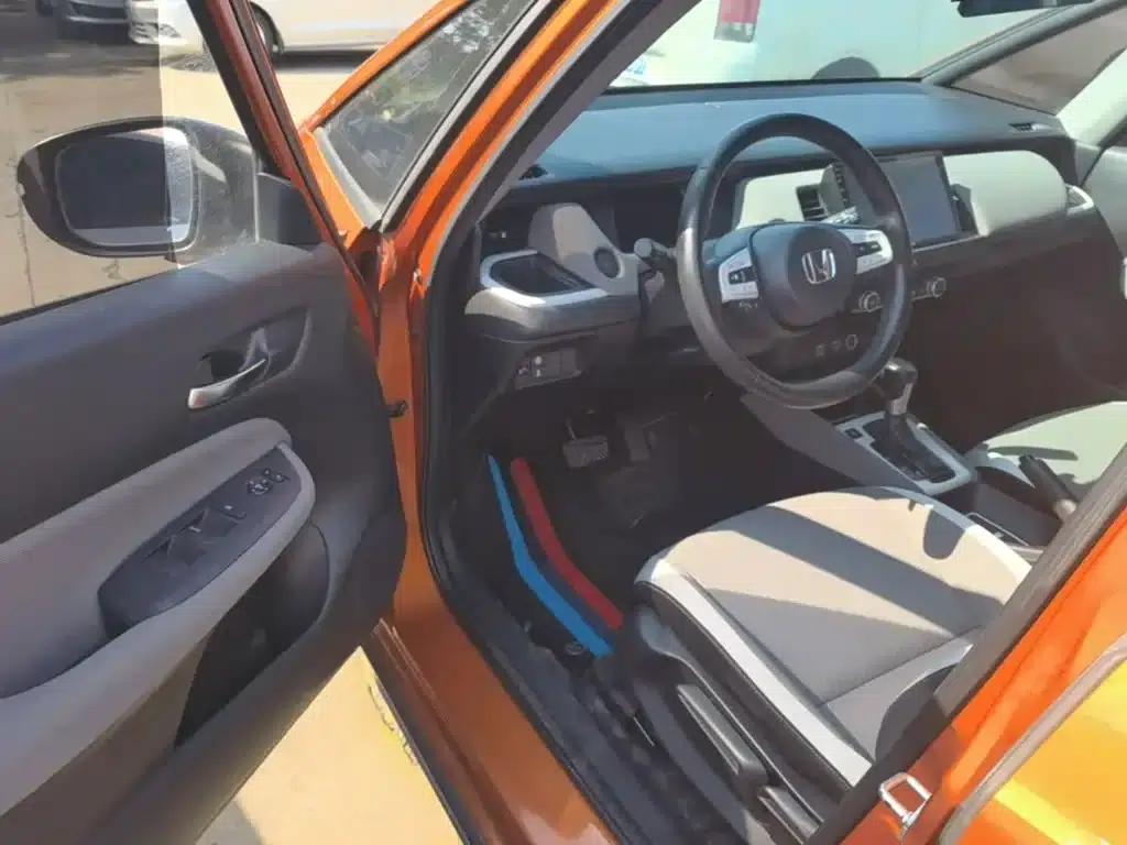 LIFE 2021 1.5L CVT CRO-SS Fun Edition — миниатюра 16