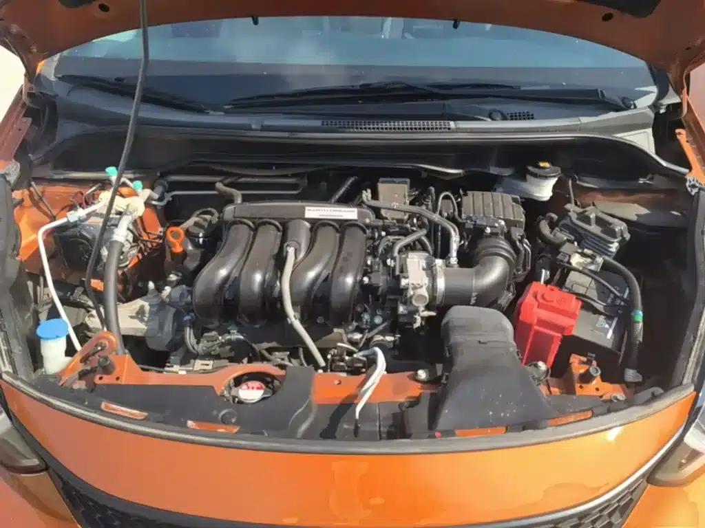 LIFE 2021 1.5L CVT CRO-SS Fun Edition — миниатюра 20
