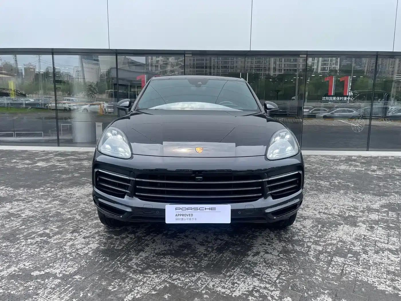 2022 Cayenne Coupé 3.0T Platinum Edition — миниатюра 2