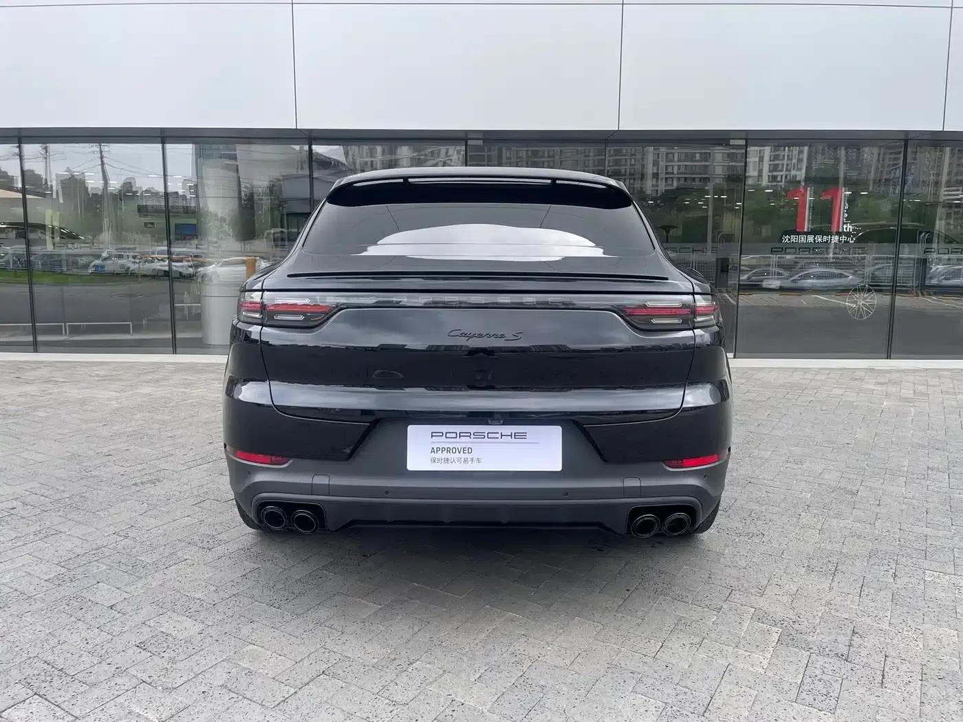 2022 Cayenne Coupé 3.0T Platinum Edition — миниатюра 7