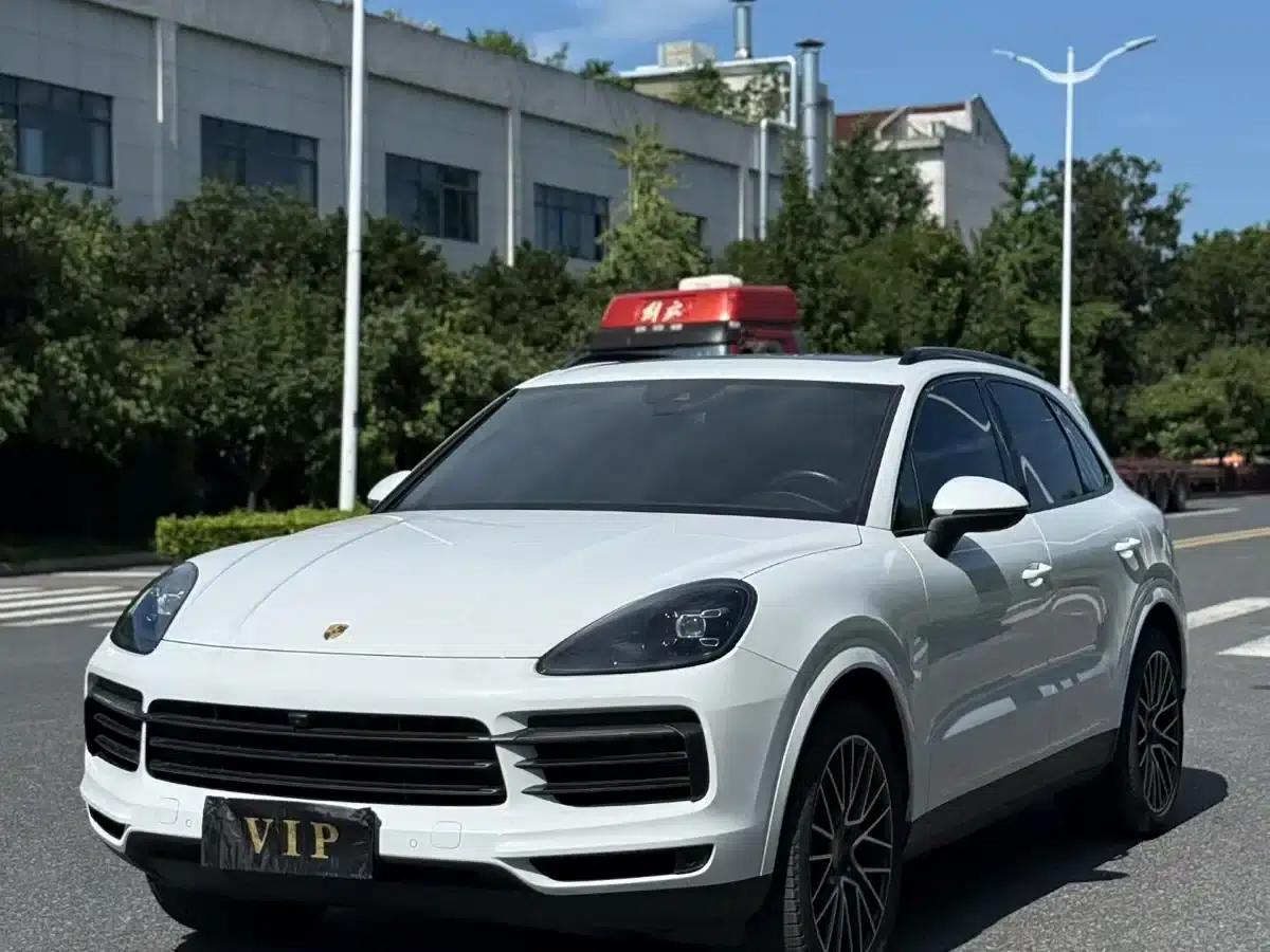 Cayenne 2019 Cayenne 3.0T — миниатюра 1
