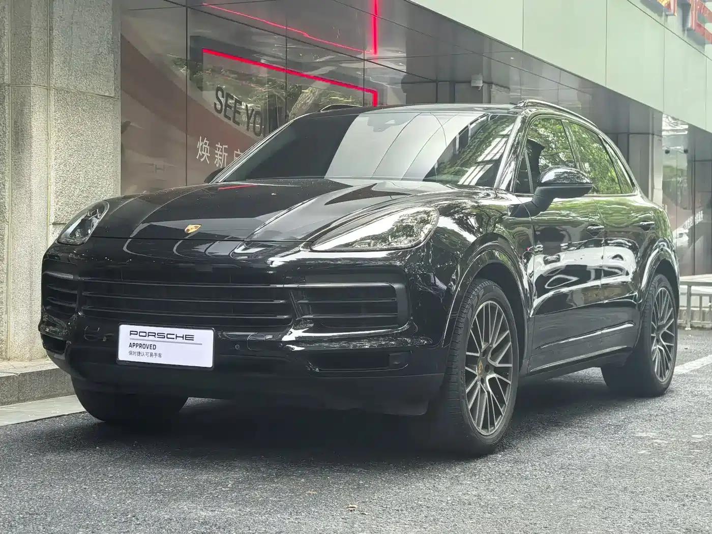 Cayenne 2019 Cayenne 3.0T — миниатюра 1