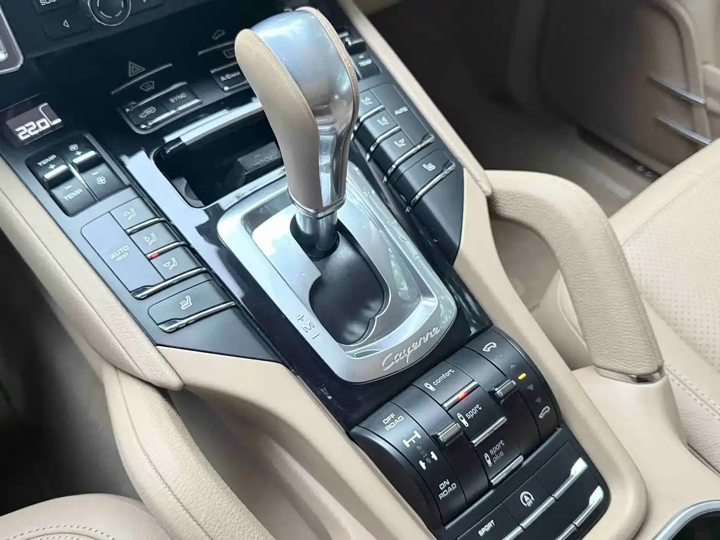 Cayenne 2015 Cayenne 3.0T — миниатюра 9