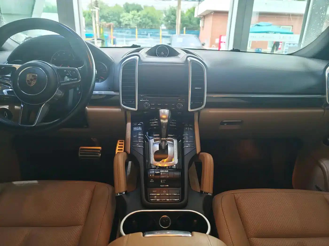 Cayenne 2016 Cayenne 3.0T — миниатюра 9