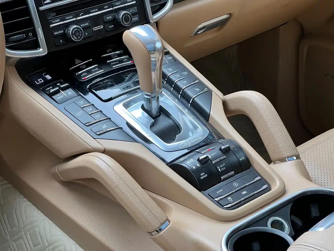 Cayenne 2015 Cayenne S 3.6T — миниатюра 16