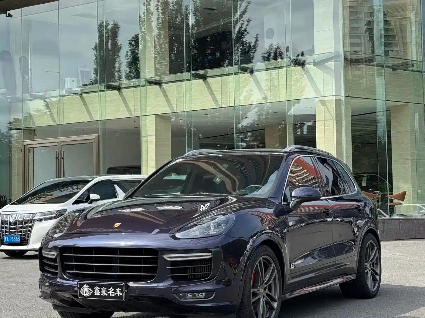 Cayenne 2016 Cayenne GTS 3.6T — миниатюра 1
