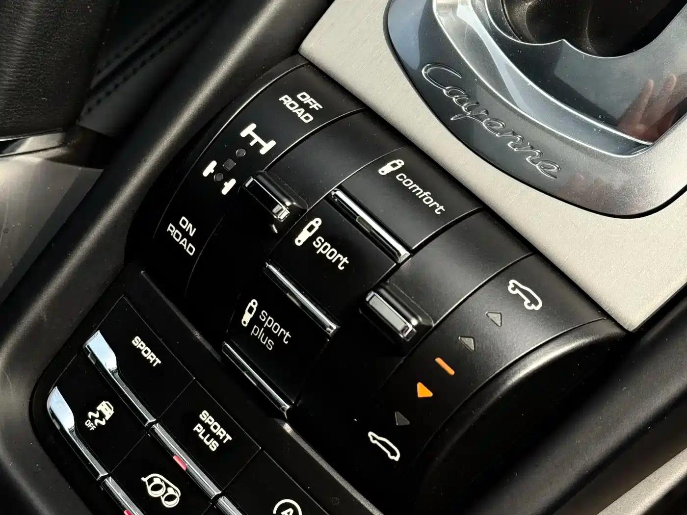 Cayenne 2016 Cayenne GTS 3.6T — миниатюра 16