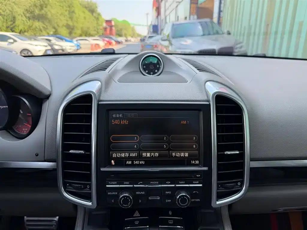 Cayenne 2011 Cayenne 3.0T — миниатюра 6