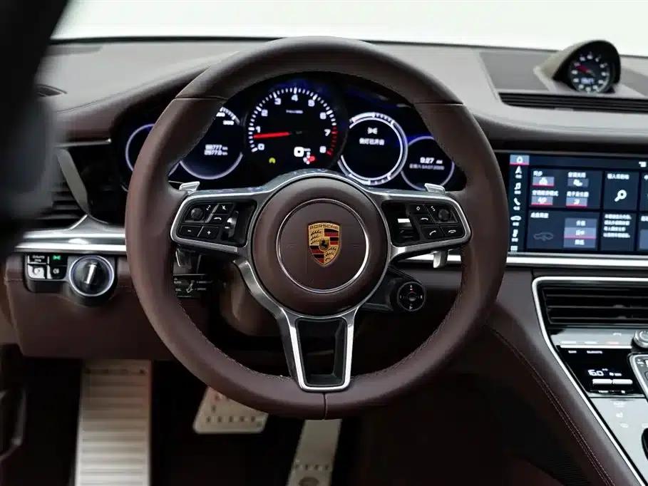 2017 Panamera Executive Long Wheelbase 3.0T — миниатюра 14