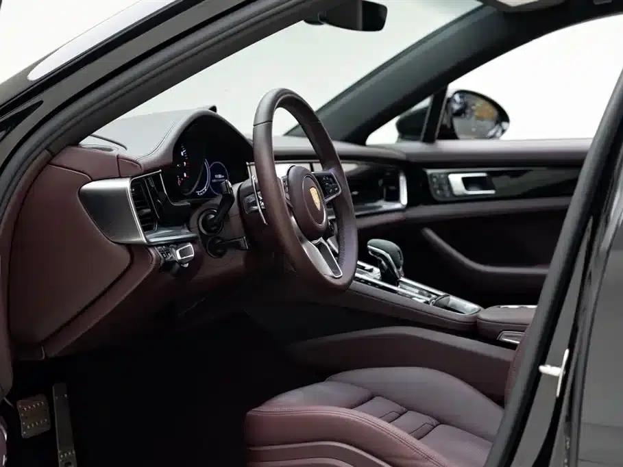 2017 Panamera Executive Long Wheelbase 3.0T — миниатюра 9