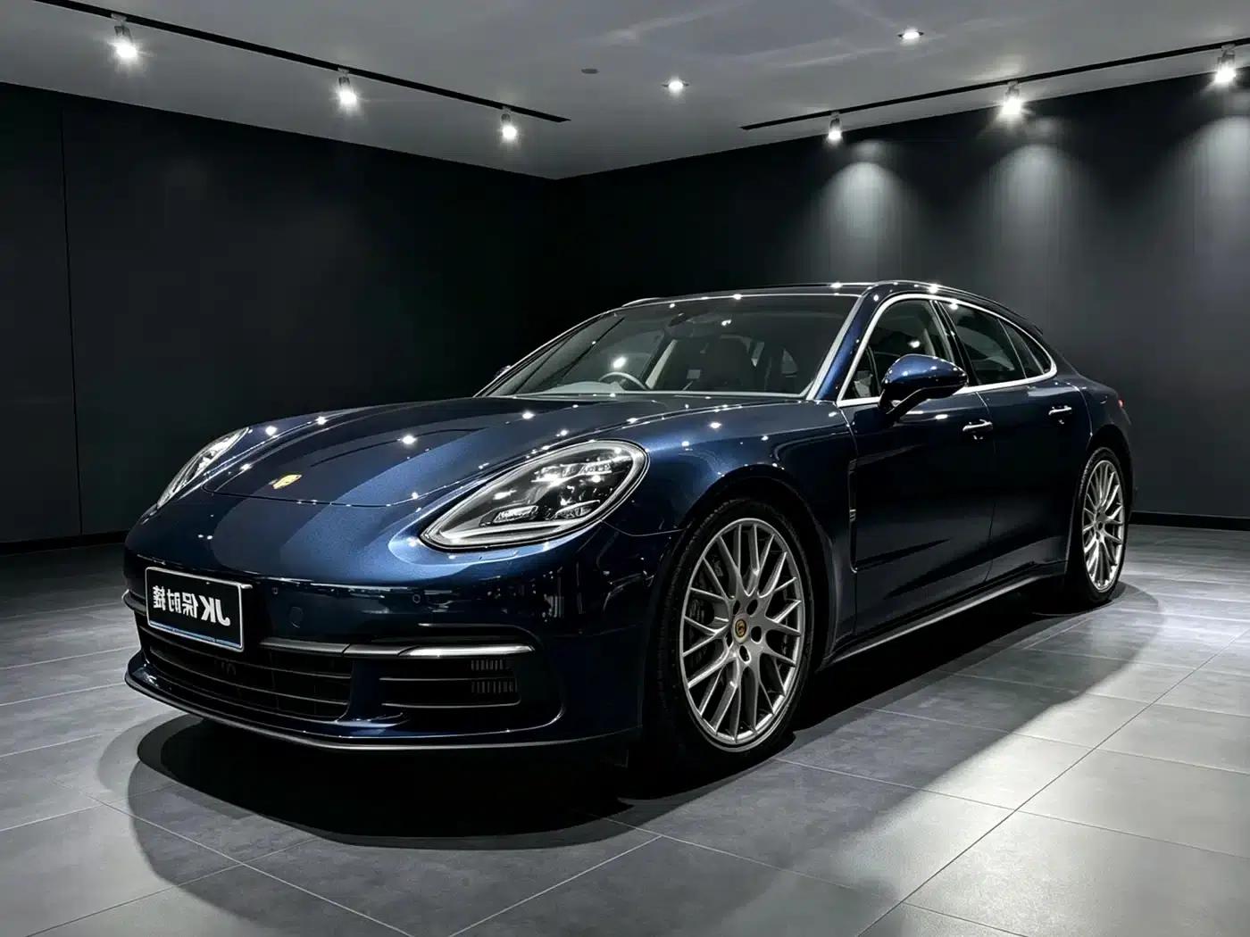 Panamera 2019 Panamera 4 Sport Turismo 2.9T — миниатюра 1