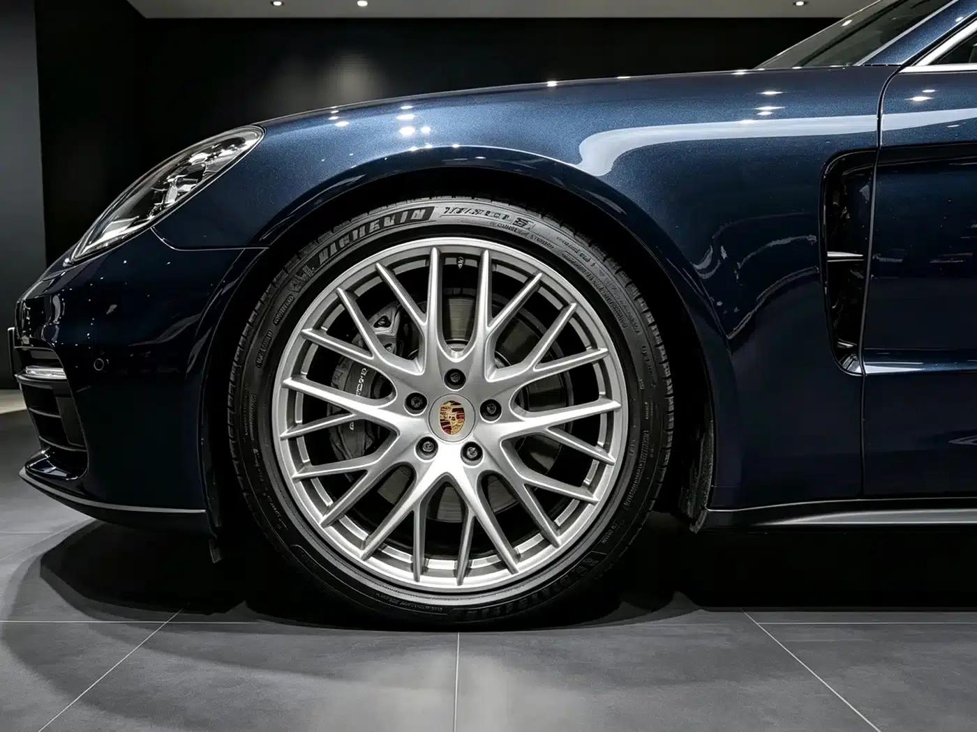 Panamera 2019 Panamera 4 Sport Turismo 2.9T — миниатюра 4