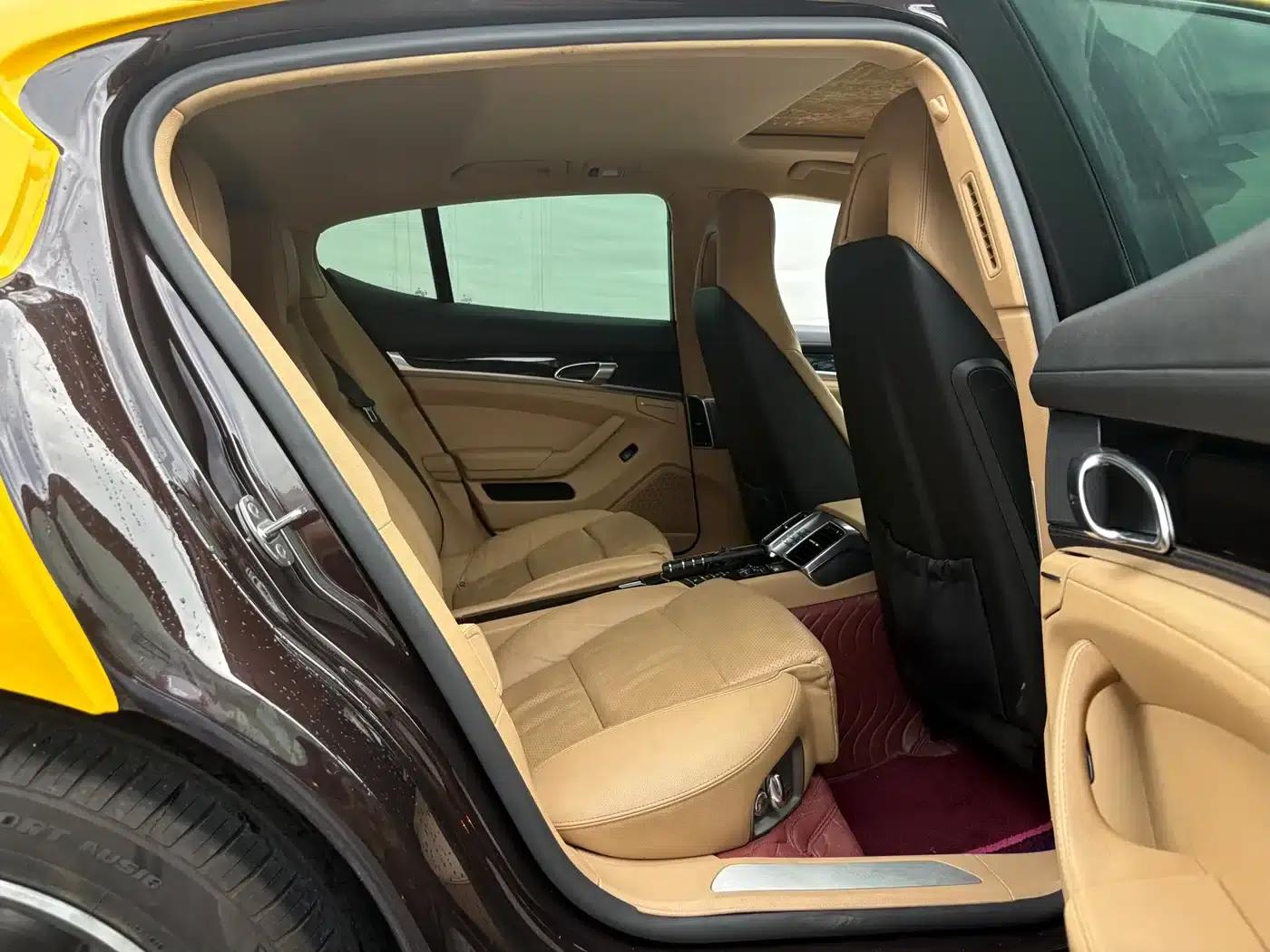 Panamera 2013 Panamera 4 Platinum Edition 3.6L — миниатюра 20