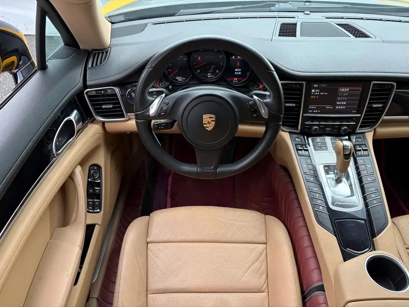 Panamera 2013 Panamera 4 Platinum Edition 3.6L — миниатюра 7