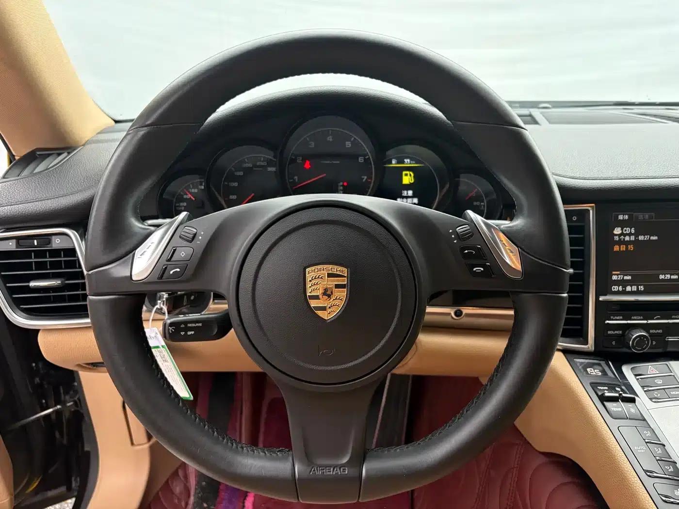 Panamera 2013 Panamera 4 Platinum Edition 3.6L — миниатюра 9