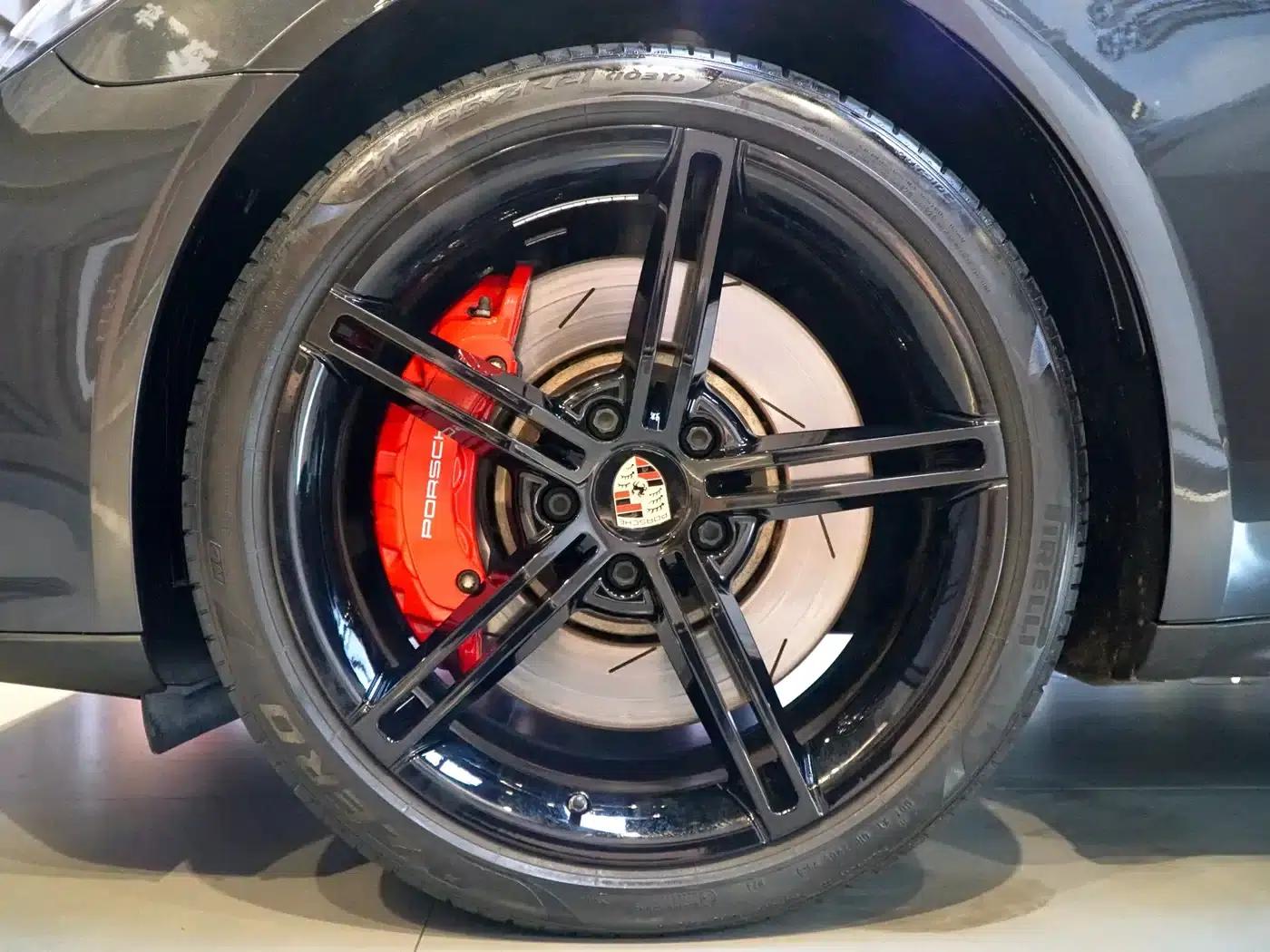 2017 Panamera Turbo Executive Long Wheelbase 4.0T — миниатюра 22