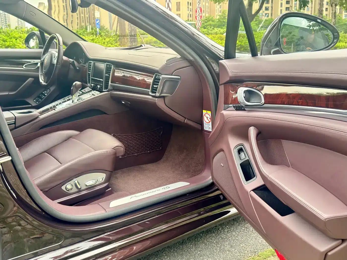 Panamera 2010 Panamera 4S 4.8L — миниатюра 8