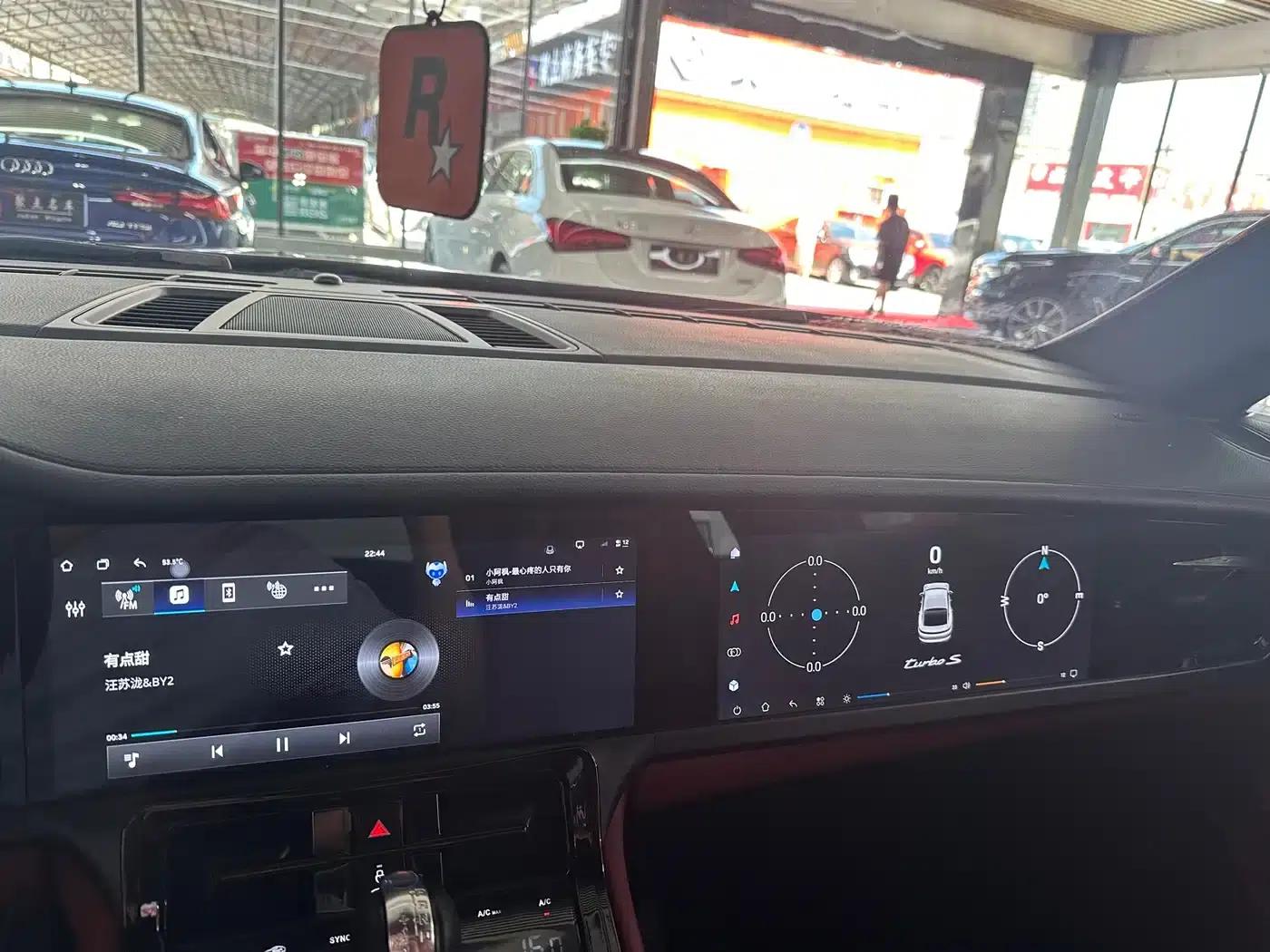 Panamera 2016 Panamera Edition 3.0T — миниатюра 13