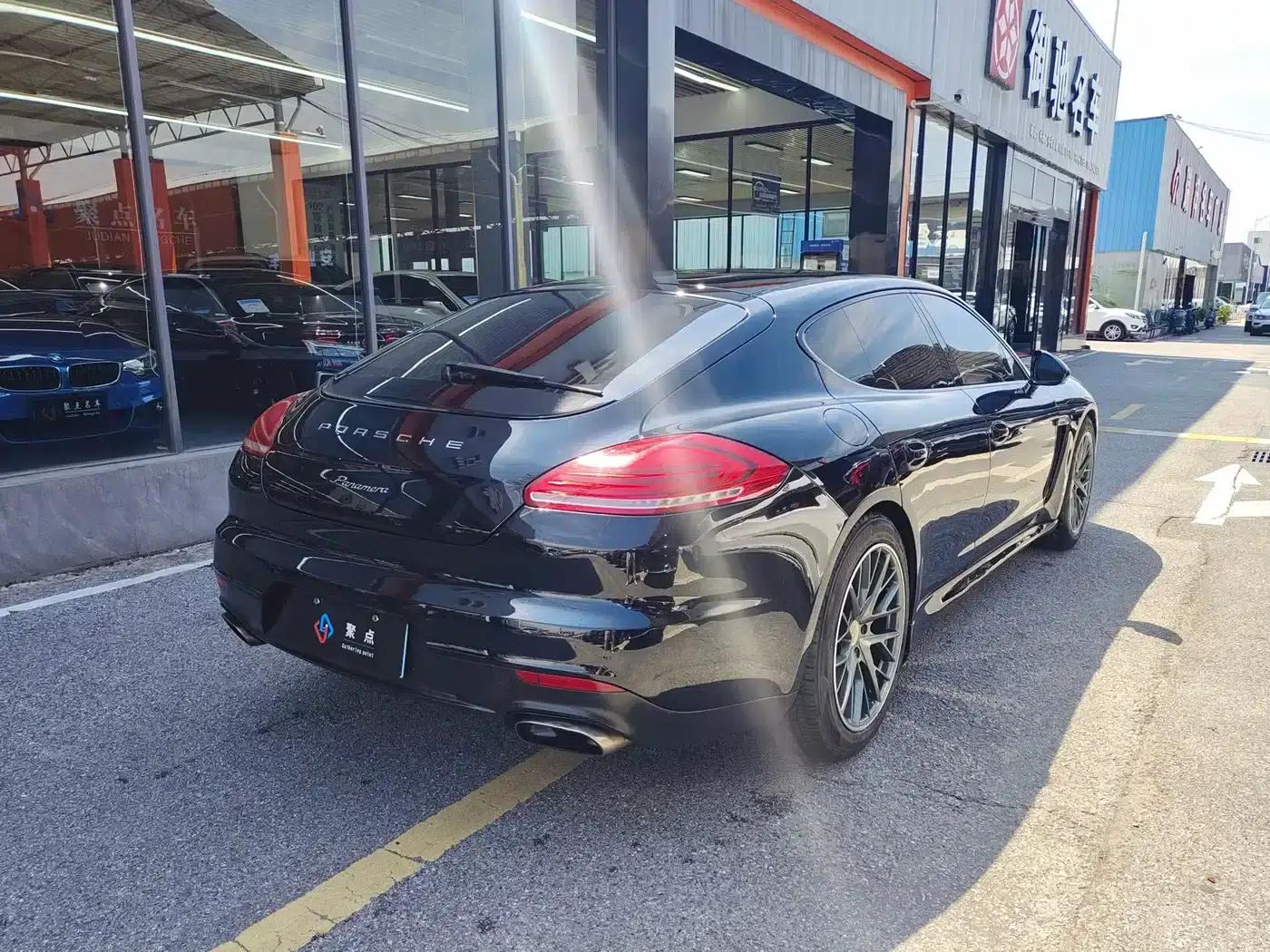 Panamera 2016 Panamera Edition 3.0T — миниатюра 4