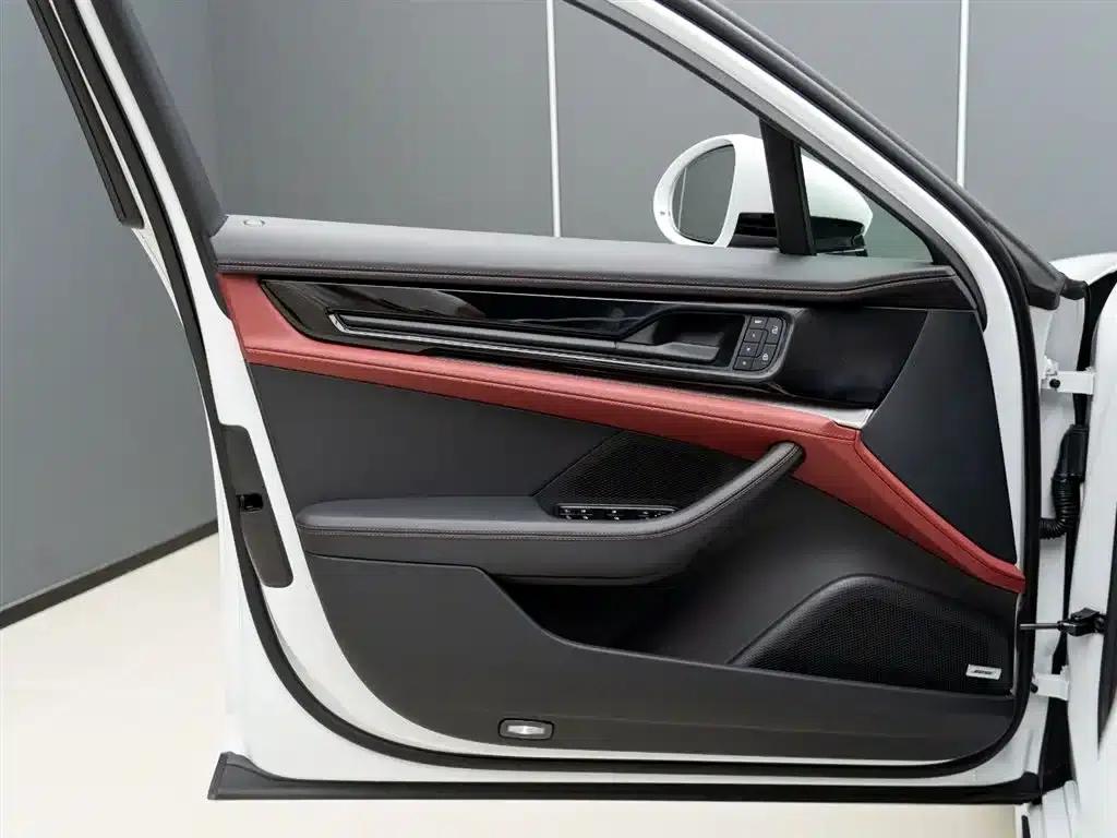 2024 Panamera 4 Executive Long Wheelbase 2.9T — миниатюра 8