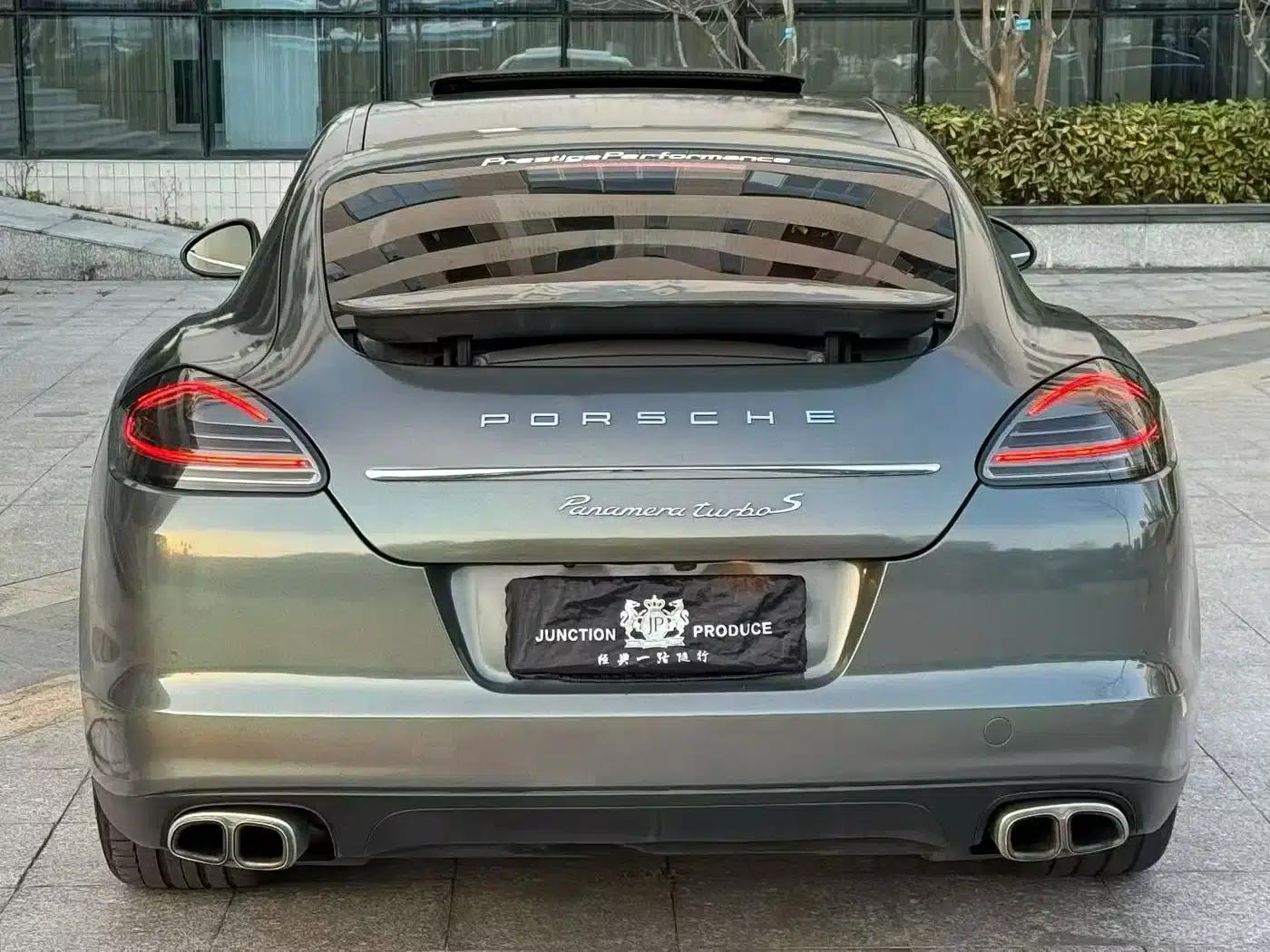 Panamera 2010 Panamera 4S 4.8L — миниатюра 4