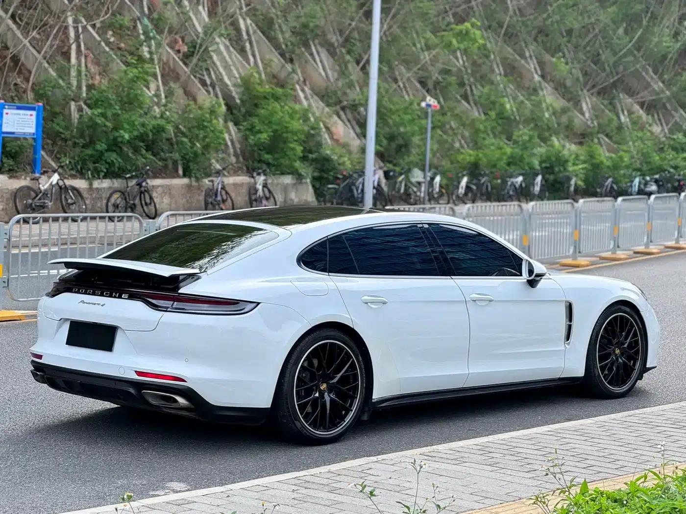 2022 Panamera Executive Long Wheelbase 2.9T — миниатюра 5
