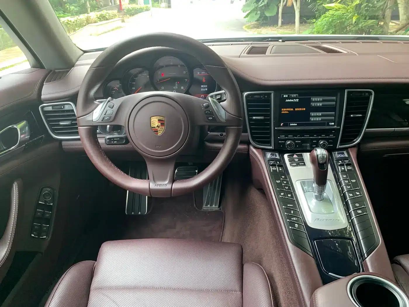 Panamera 2016 Panamera 4 Executive Edition 3.0T — миниатюра 9
