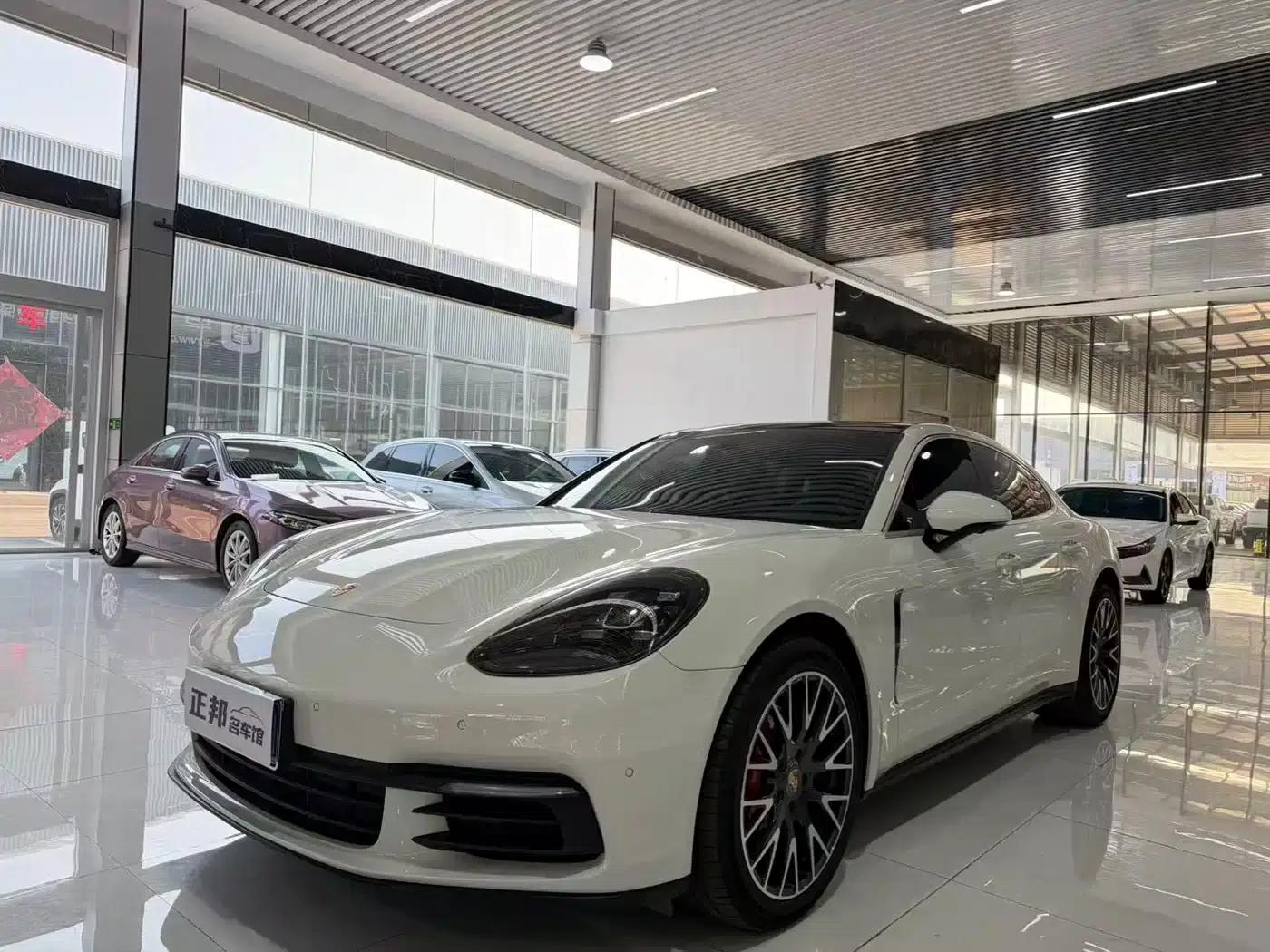 2017 Panamera 3.0T — миниатюра 1