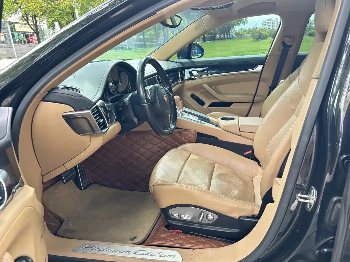 Panamera 2013 Panamera Platinum Edition 3.6L — миниатюра 3