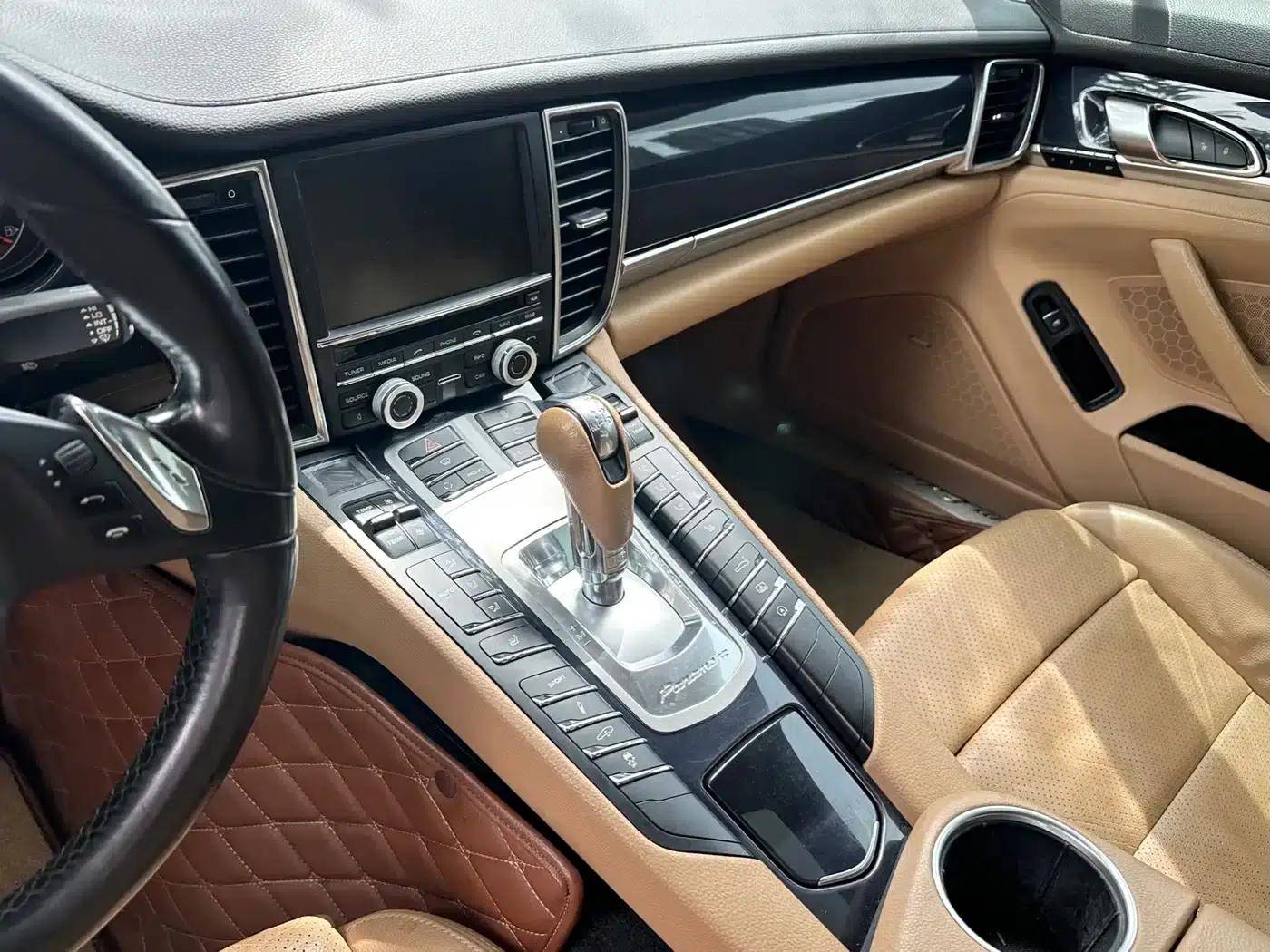 Panamera 2013 Panamera Platinum Edition 3.6L — миниатюра 4
