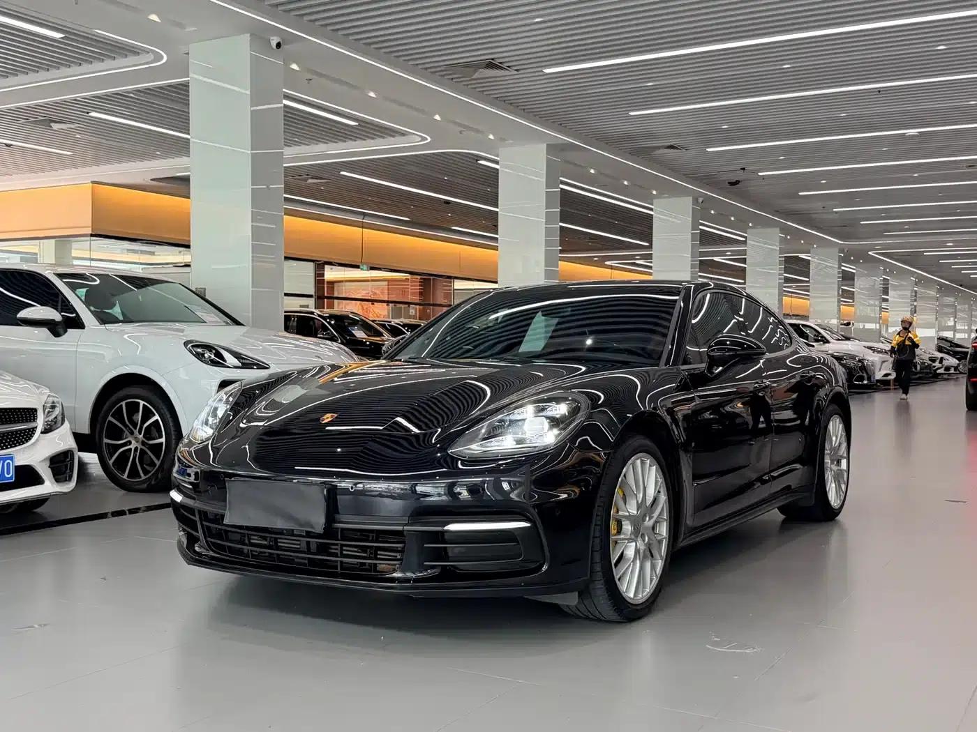 2017 Panamera 3.0T — миниатюра 1