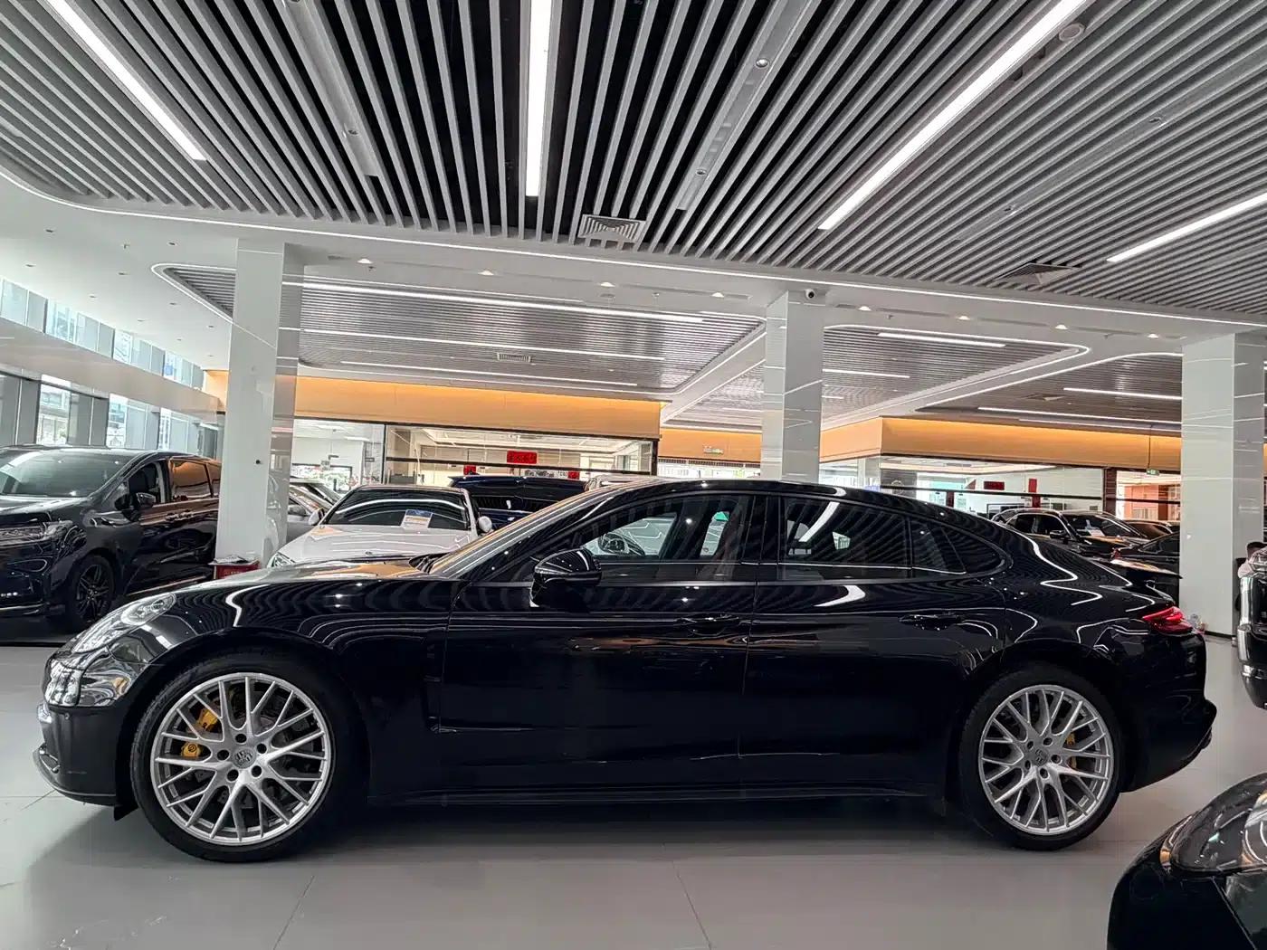 2017 Panamera 3.0T — миниатюра 11