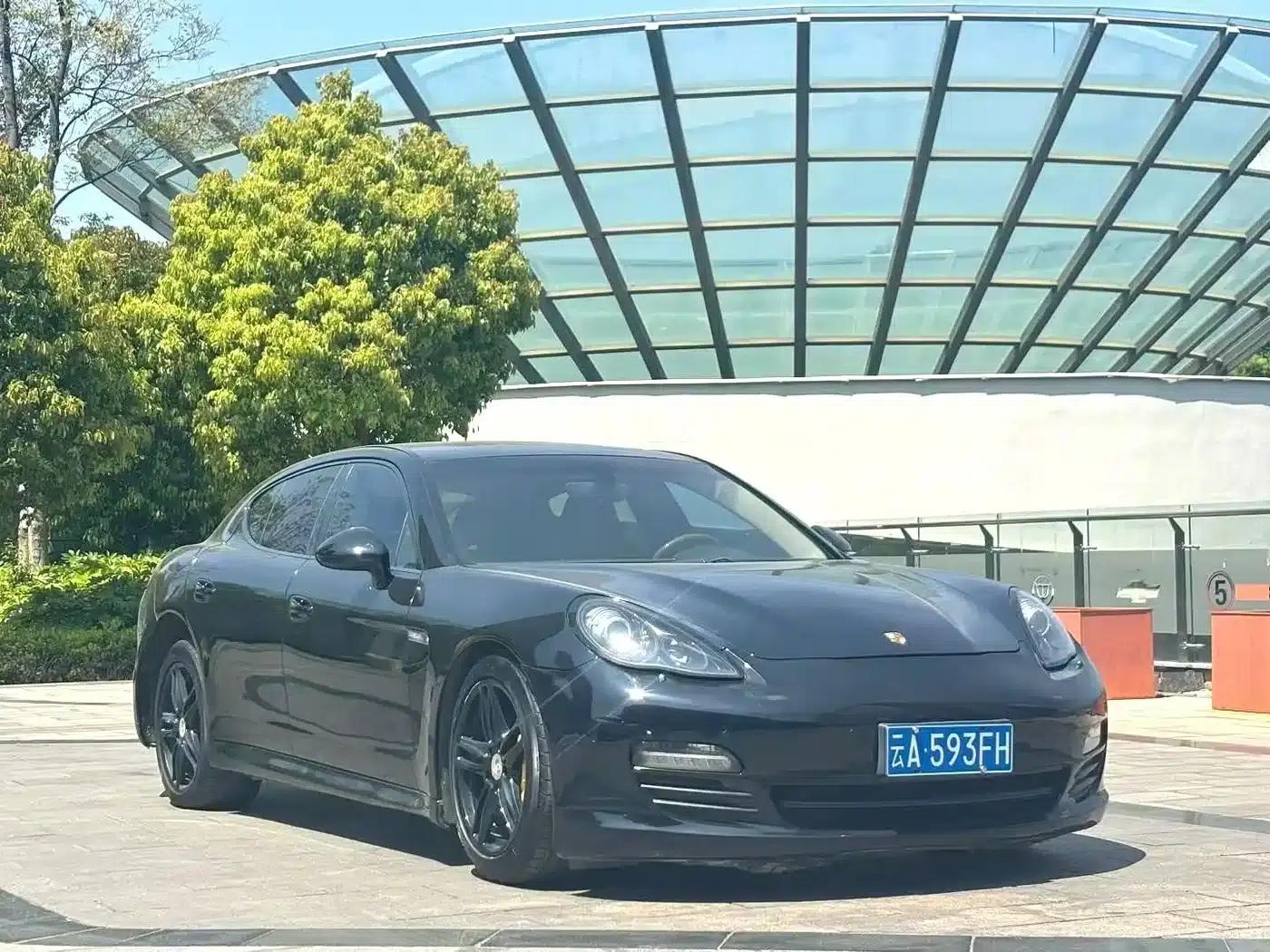 Panamera 2010 Panamera 4 3.6L — миниатюра 3