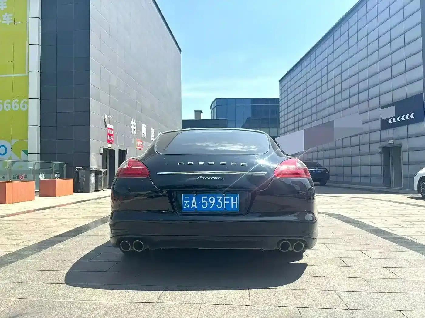 Panamera 2010 Panamera 4 3.6L — миниатюра 8