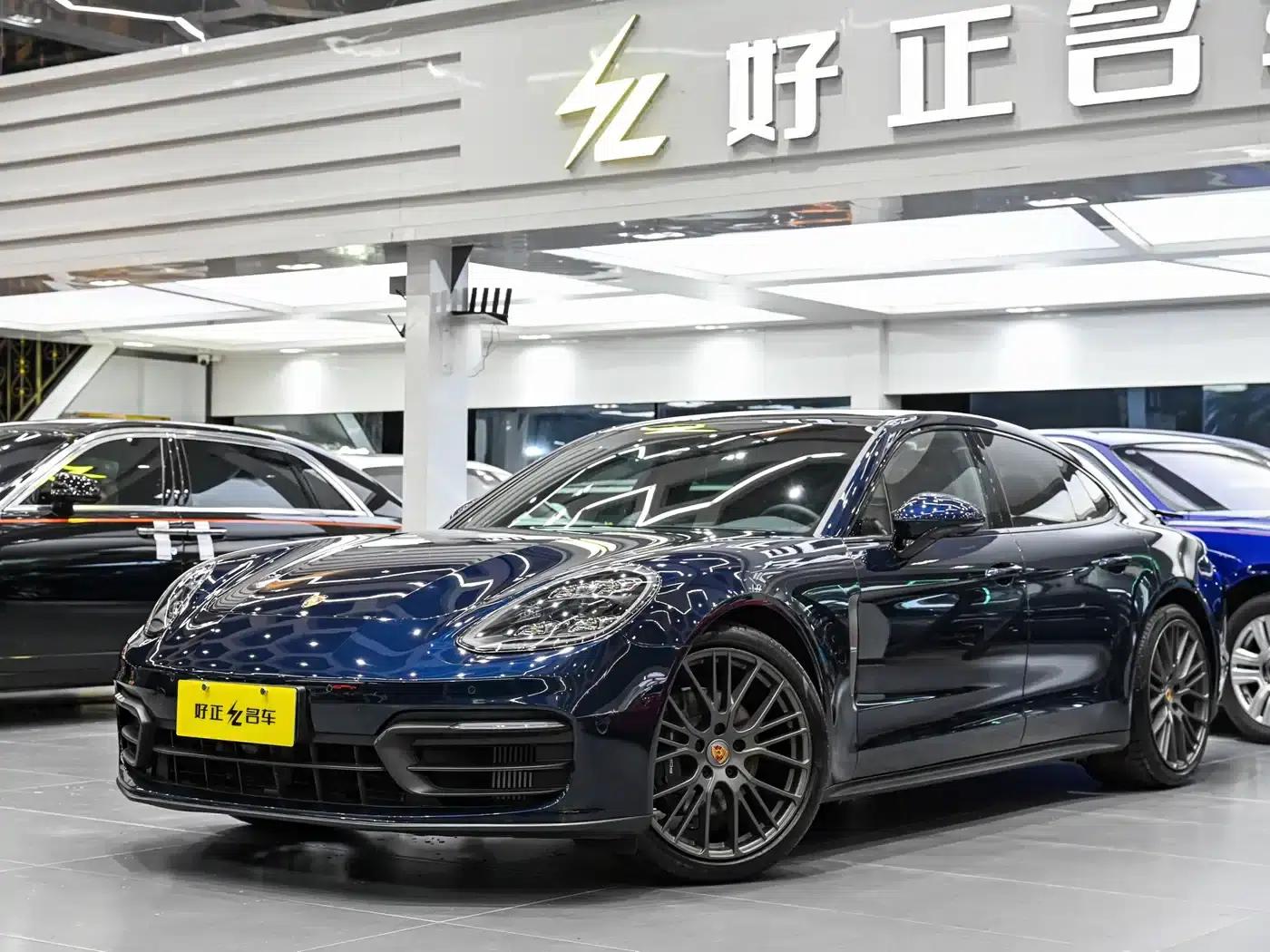 2023 Panamera Facelift Panamera 2.9T Platinum Edition — миниатюра 1