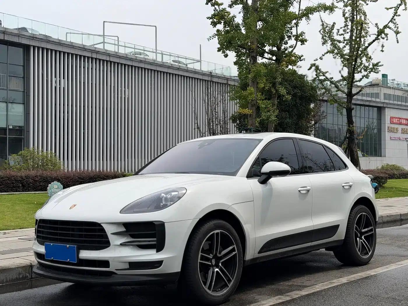 2018 Macan 2.0T — миниатюра 1