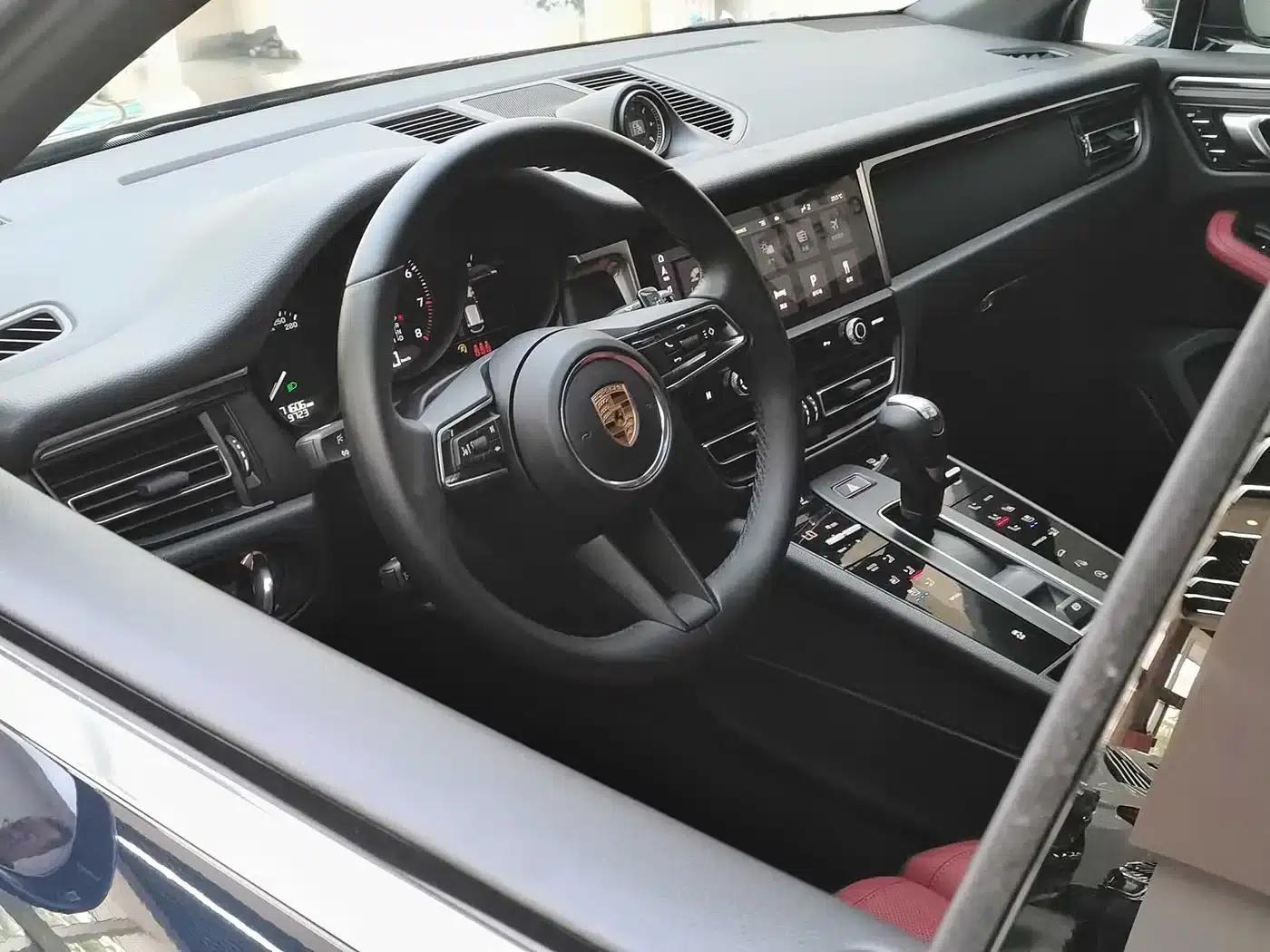 2022 Macan 2.0T — миниатюра 8