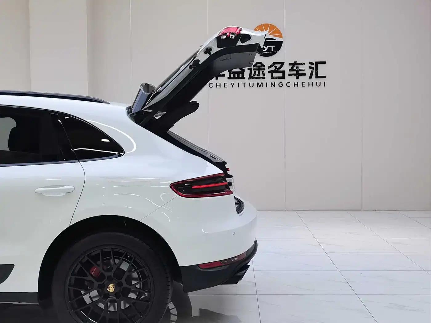 2017 Macan 2.0T — миниатюра 21