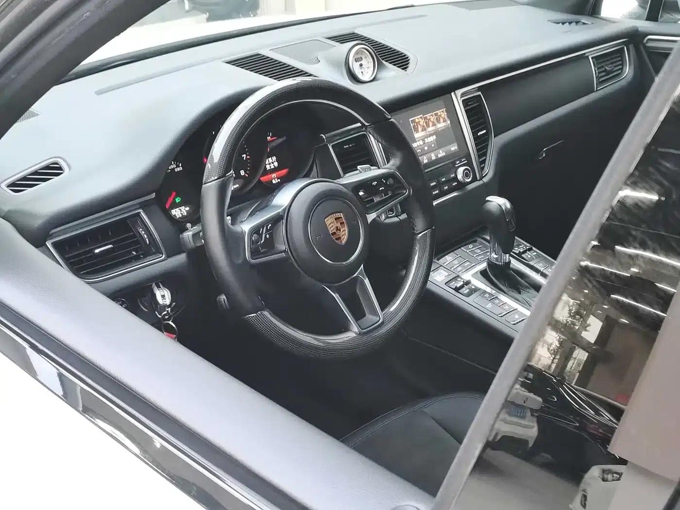 2017 Macan 2.0T — миниатюра 9