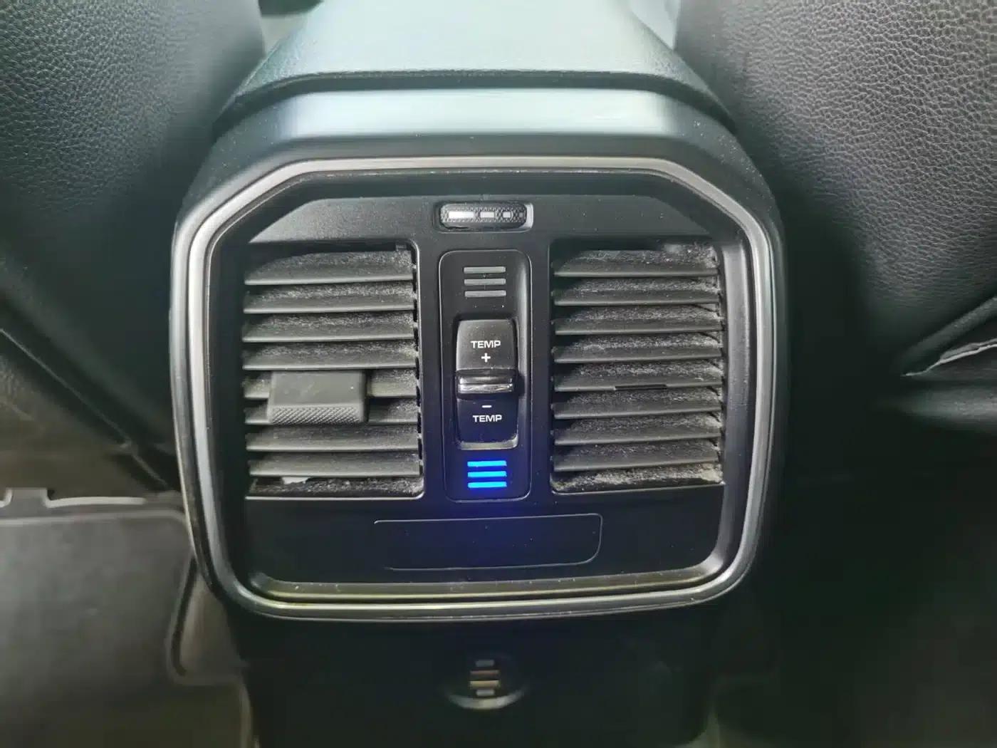 2020 Macan 2.0T — миниатюра 24