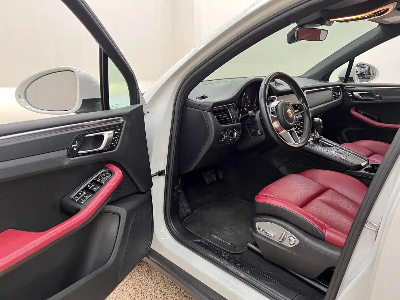 2020 Macan 2.0T — миниатюра 15