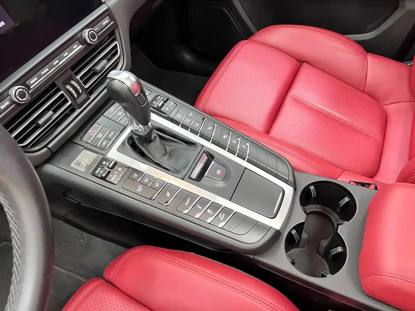 2020 Macan 2.0T — миниатюра 31