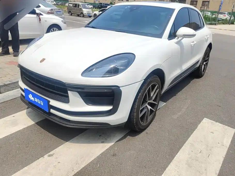 2023 Macan 2.0T — миниатюра 1