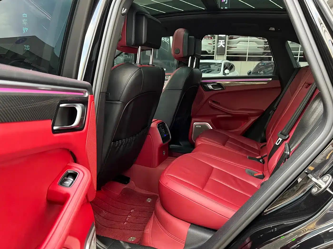 2023 Macan 2.0T — миниатюра 4