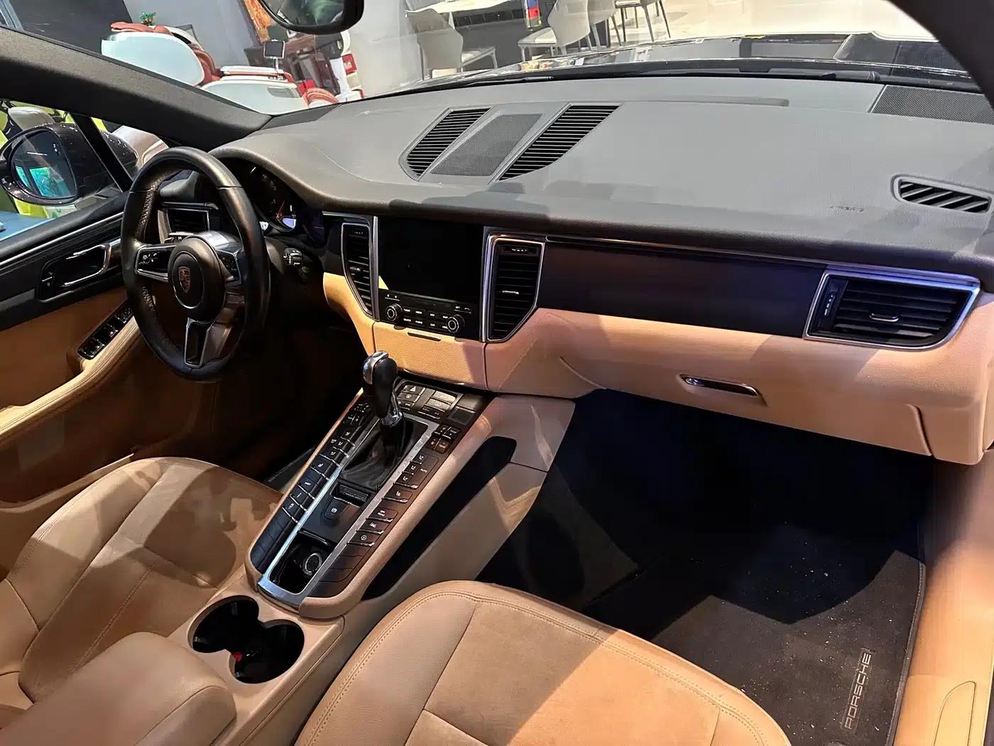 2017 Macan 2.0T — миниатюра 15