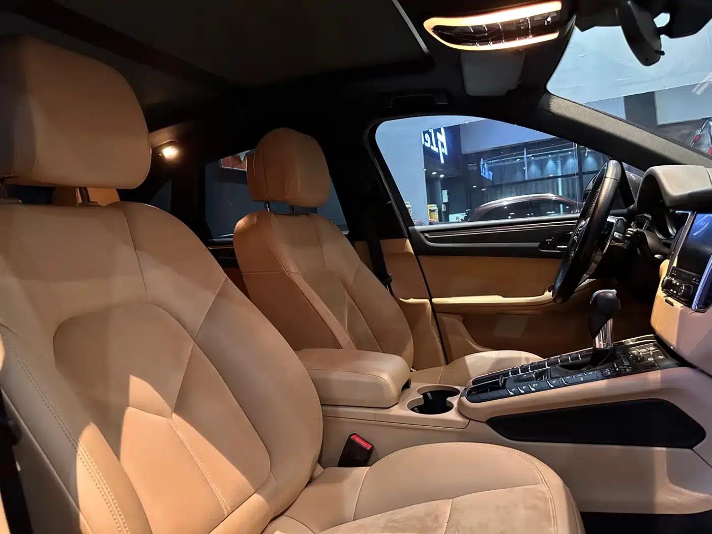 2017 Macan 2.0T — миниатюра 16