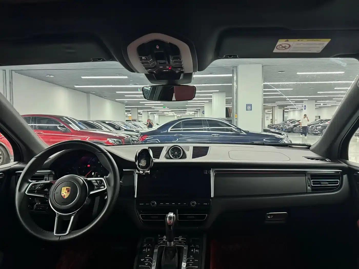 2018 Macan 2.0T — миниатюра 4