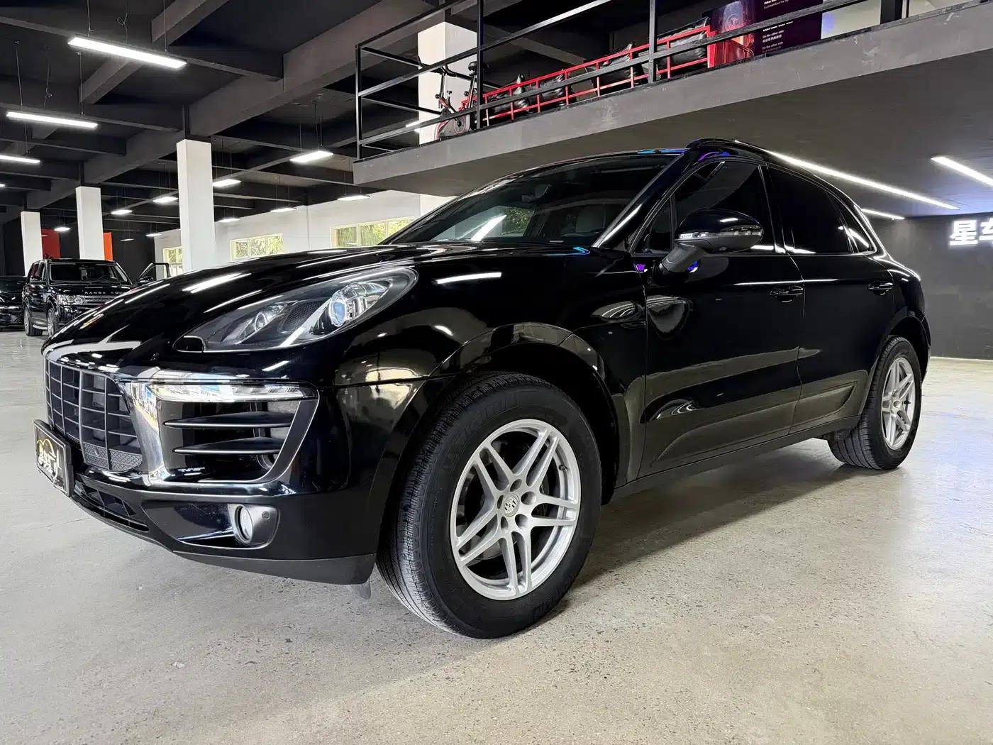 2017 Macan 2.0T — миниатюра 1