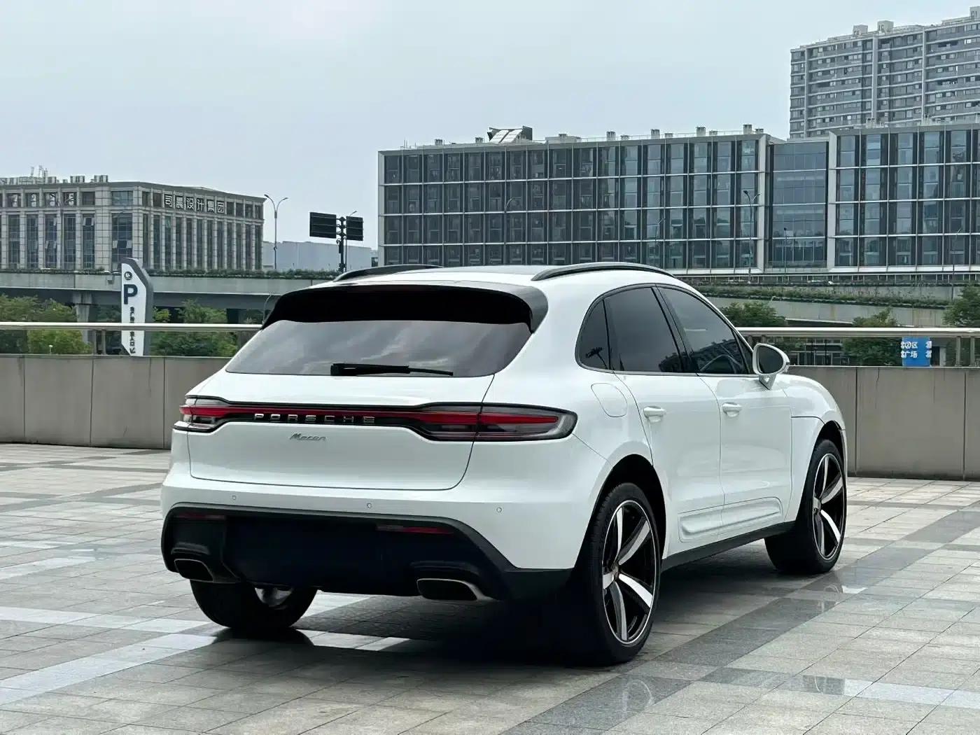 2022 Macan 2.0T — миниатюра 8
