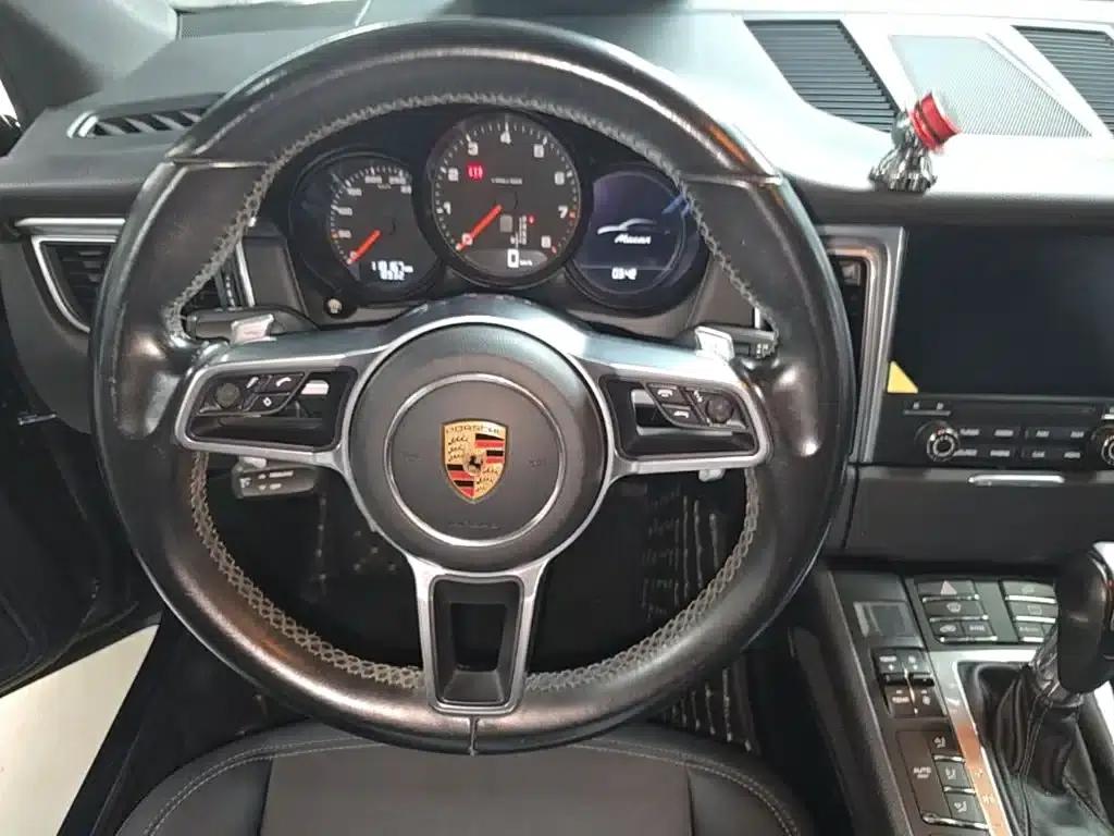 2017 Macan 2.0T — миниатюра 11